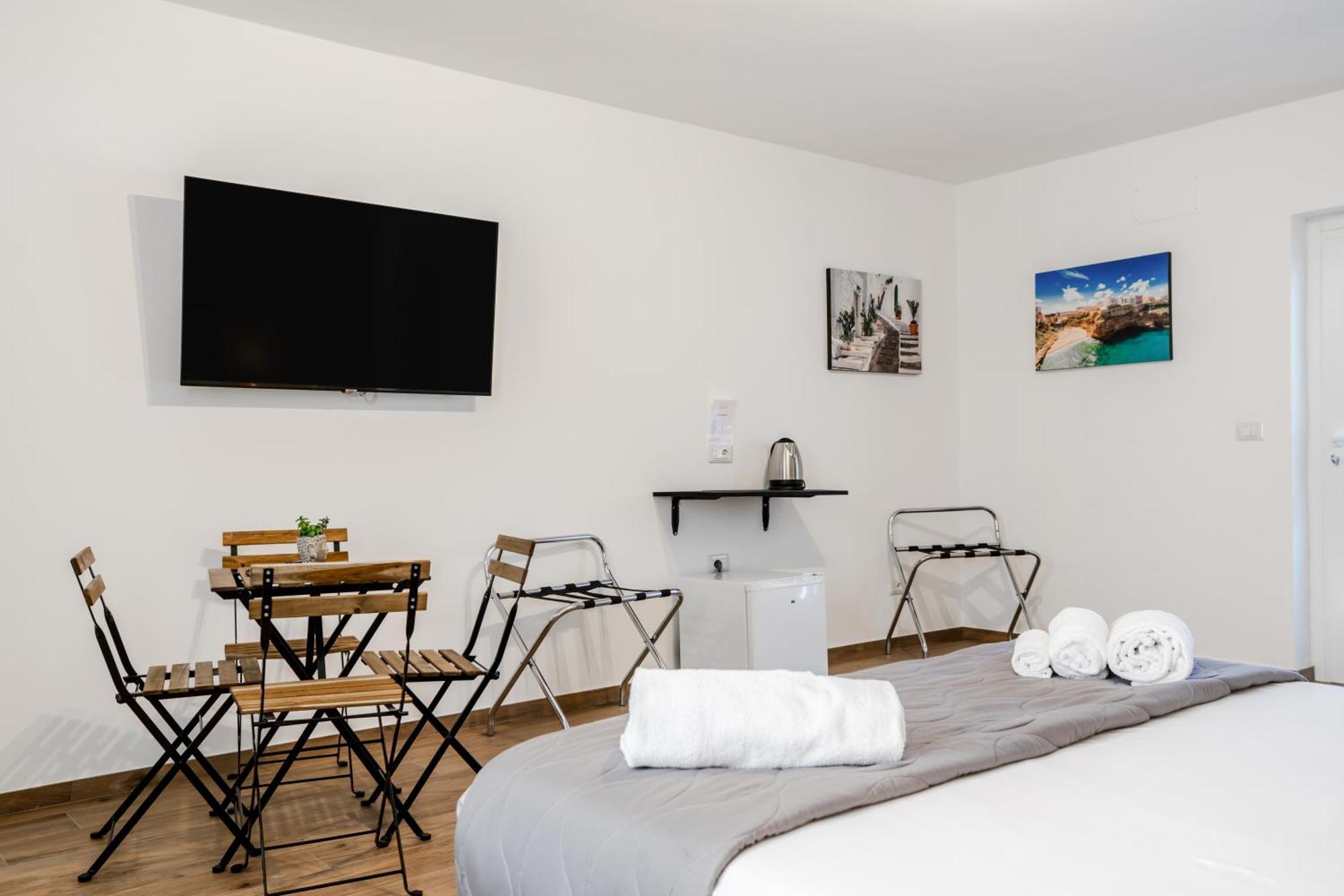 Pietramare Luxury Suites Bari Exterior foto