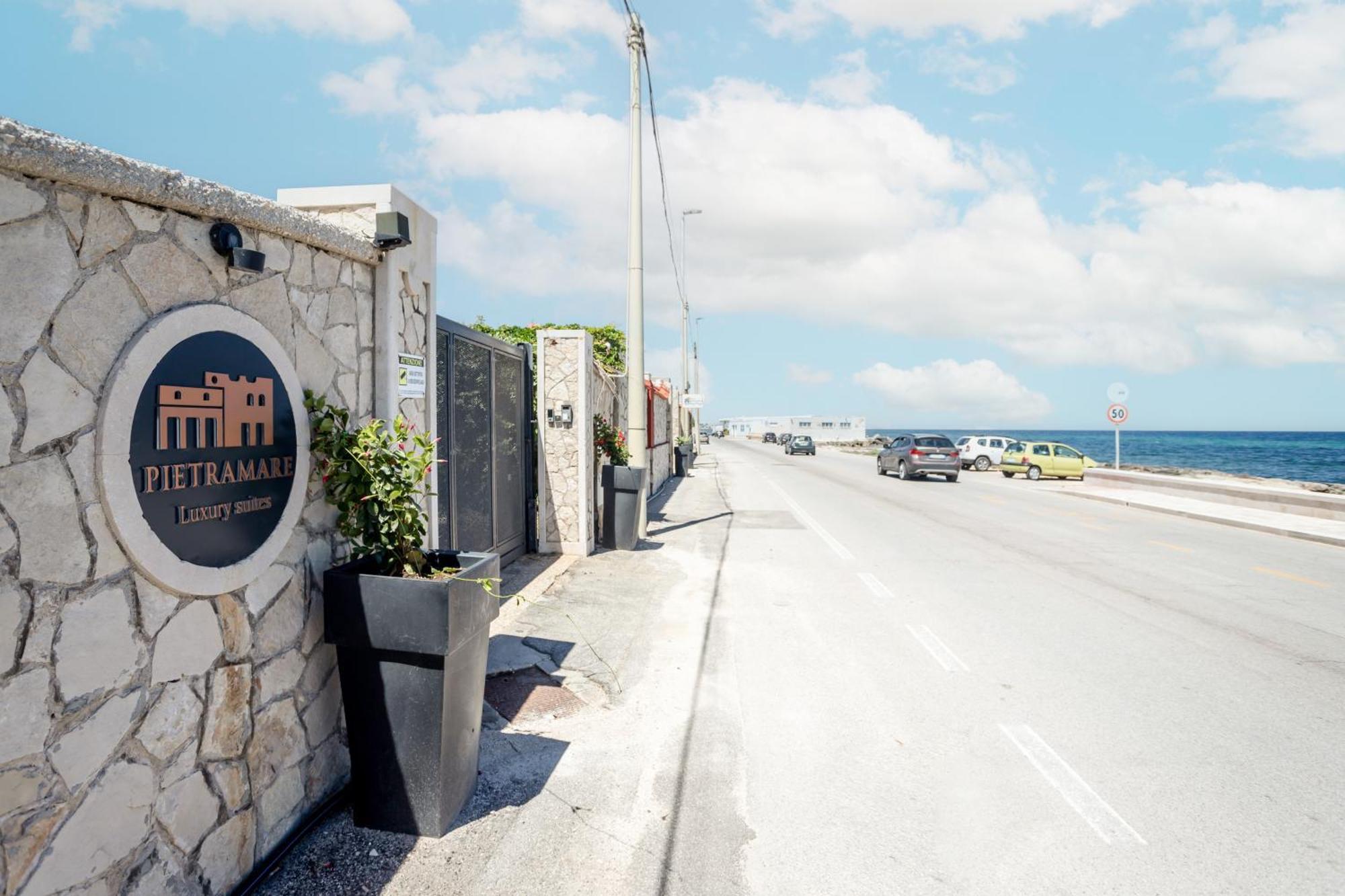 Pietramare Luxury Suites Bari Exterior foto