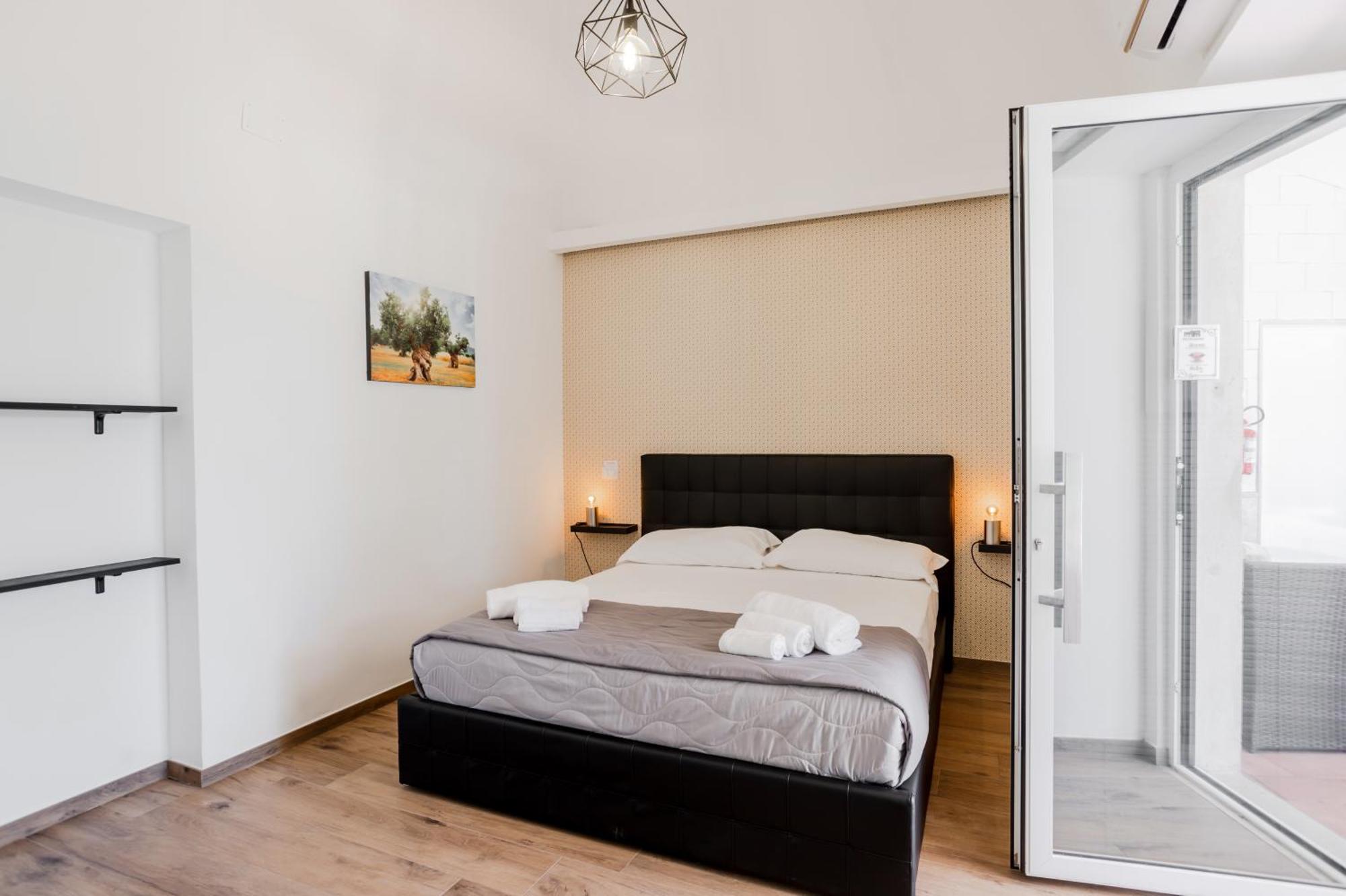 Pietramare Luxury Suites Bari Exterior foto