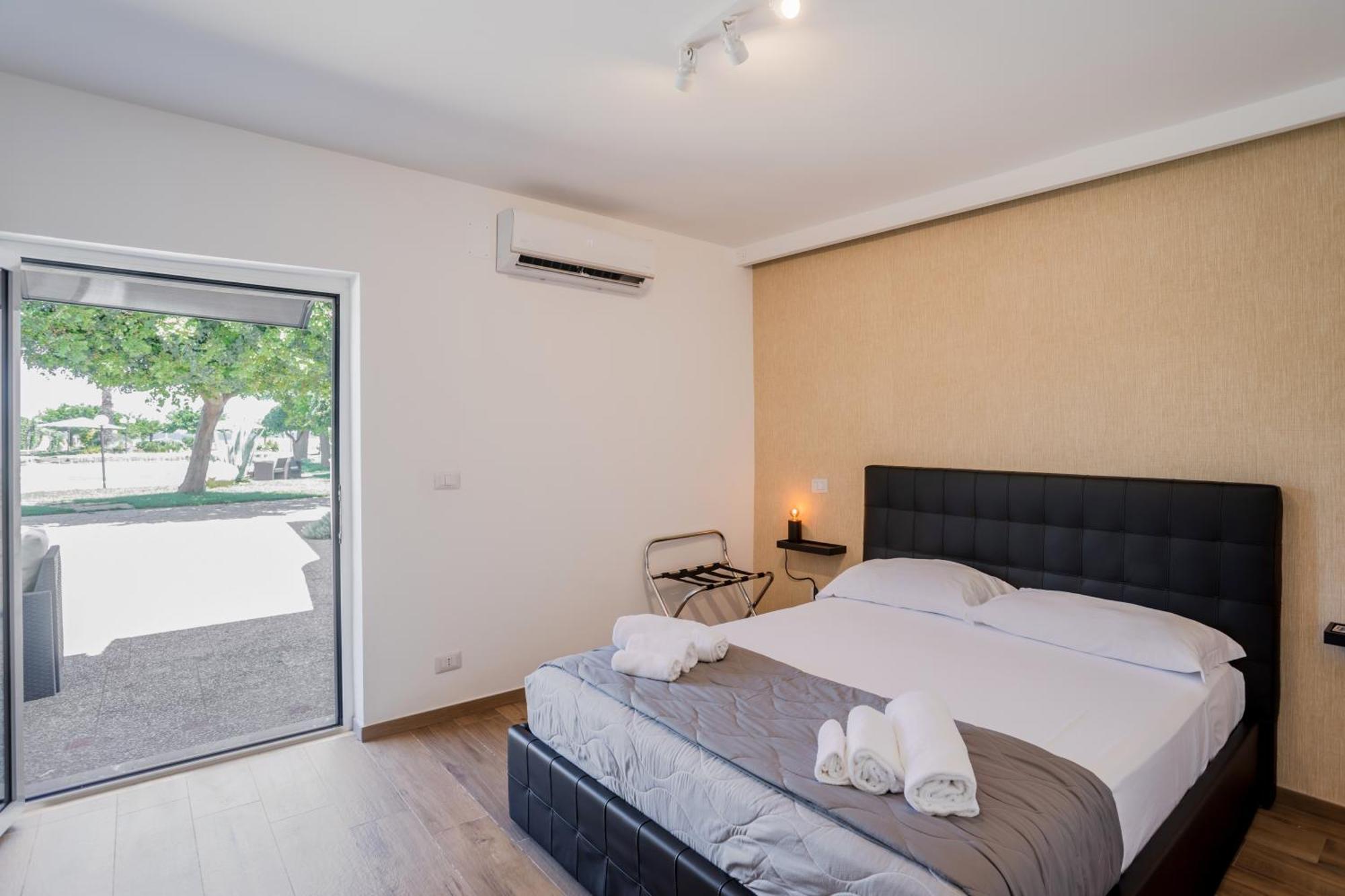 Pietramare Luxury Suites Bari Exterior foto