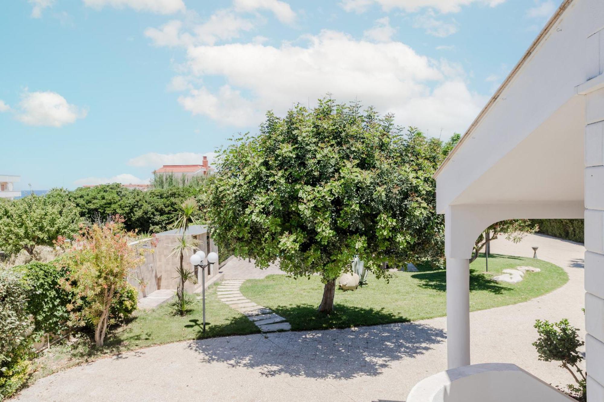 Pietramare Luxury Suites Bari Exterior foto
