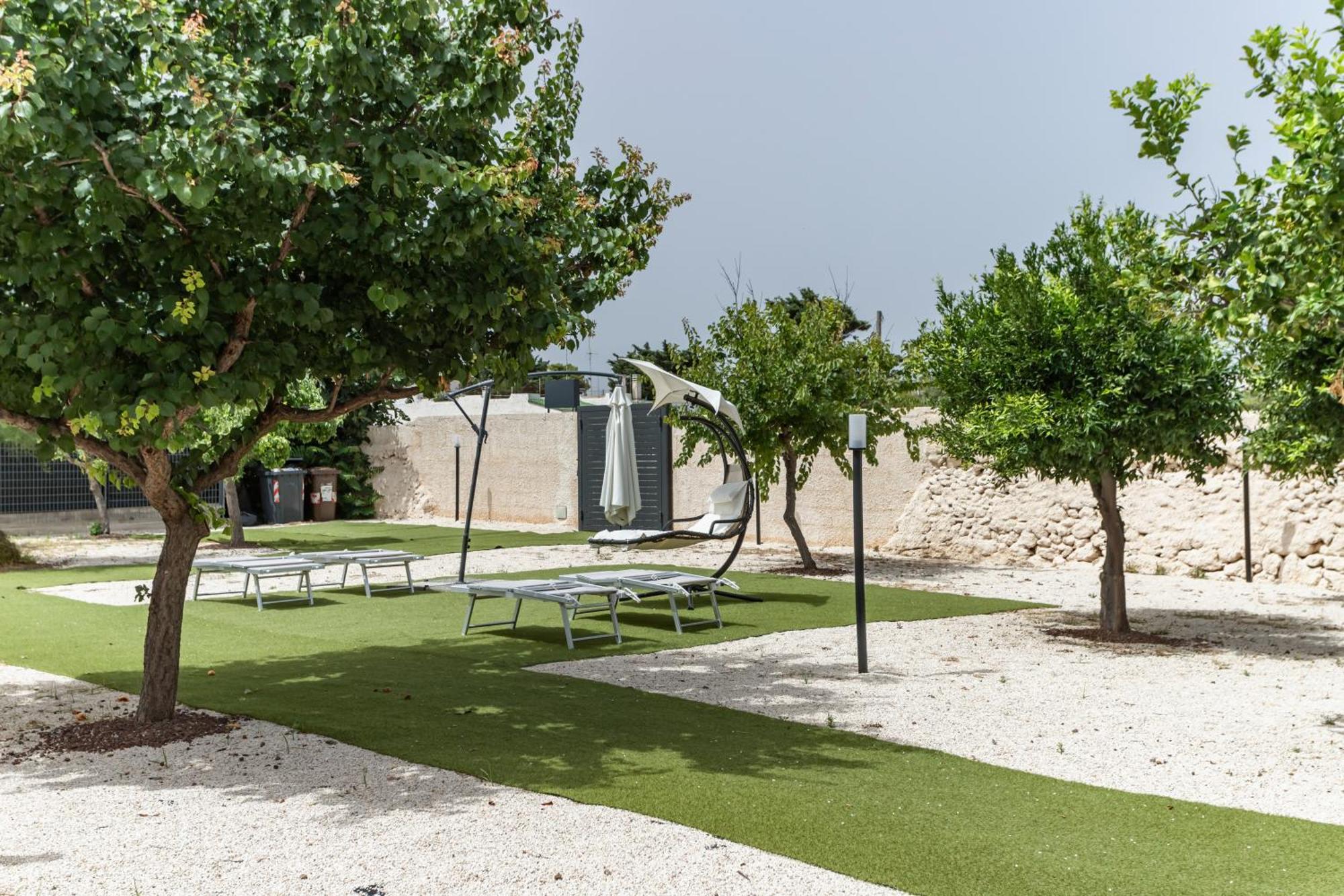 Pietramare Luxury Suites Bari Exterior foto