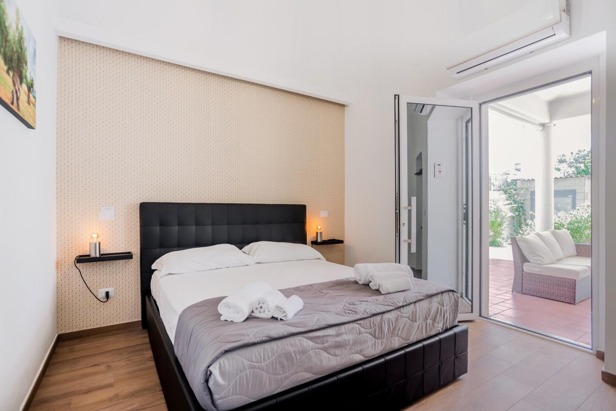 Pietramare Luxury Suites Bari Exterior foto