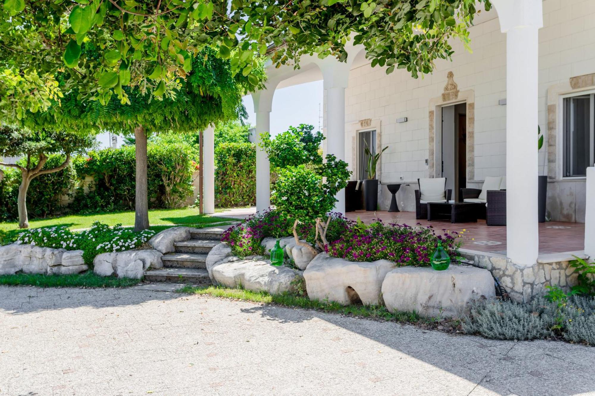 Pietramare Luxury Suites Bari Exterior foto